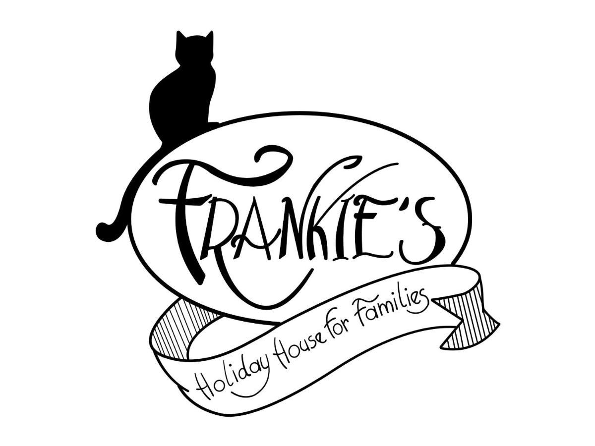 לינה וארוחת בוקר גיפה Frankie'S House מראה חיצוני תמונה